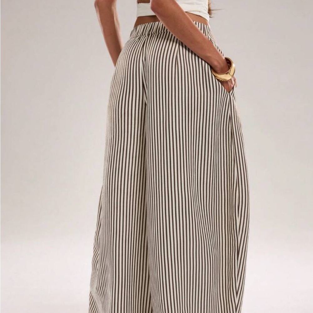 New Wide-Leg Striped pant size XL - Picture 2 of 4